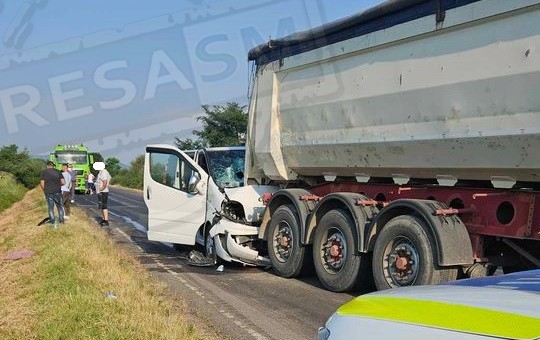 Foto Accident Cu Victime La Satu Mare Impact Frontal Ntre Un