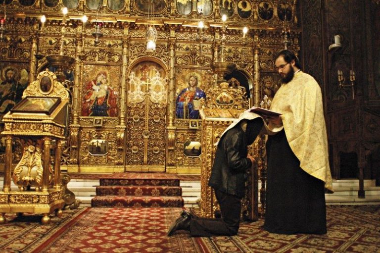 Hotărârea Sinodului Bisericii Ortodoxe Ruse despre duhovnici