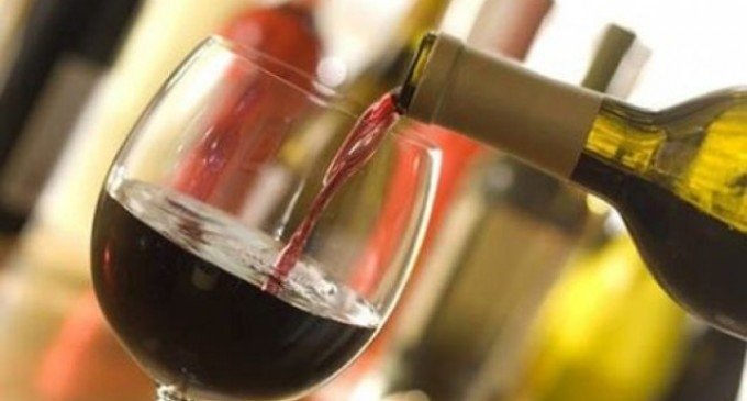 OIV: Producția de vin a României a scăzut cu aproximativ 19,8% în 2024, ajungând la 3,7 milioane hectolitri