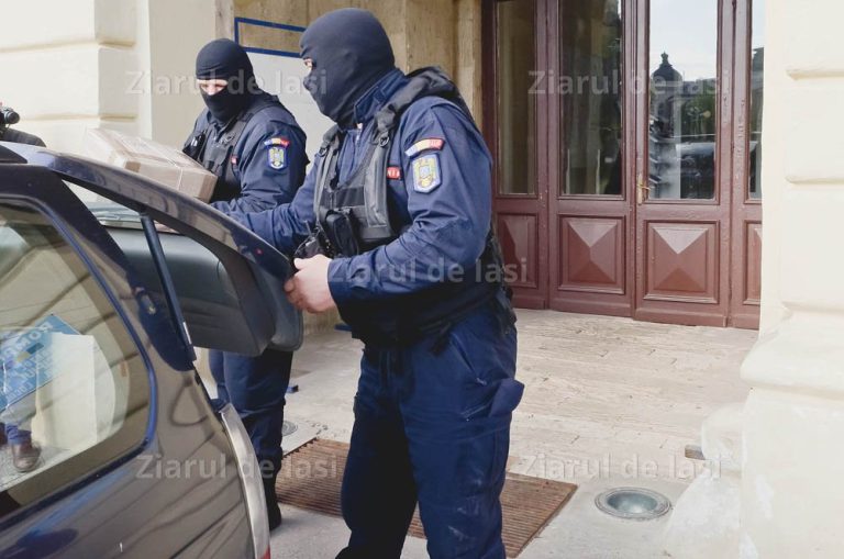 Descinderi la Primăria Iași. Anchetatorii au intrat în biroul celor de la Resurse Umane