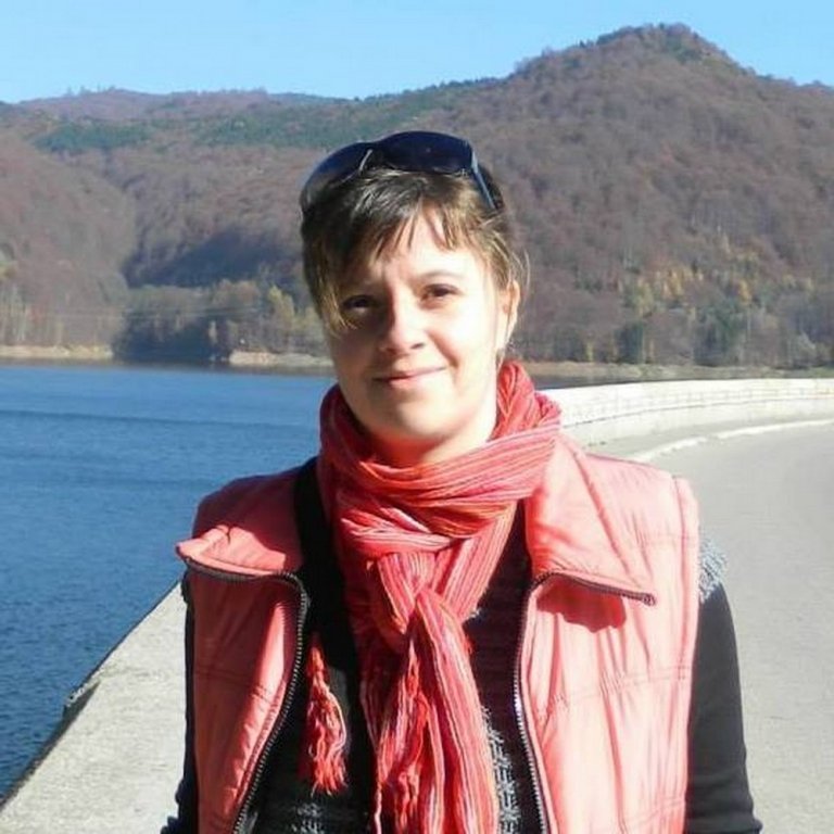  143707_96240_stiri_corina-anamaria-ioan-2