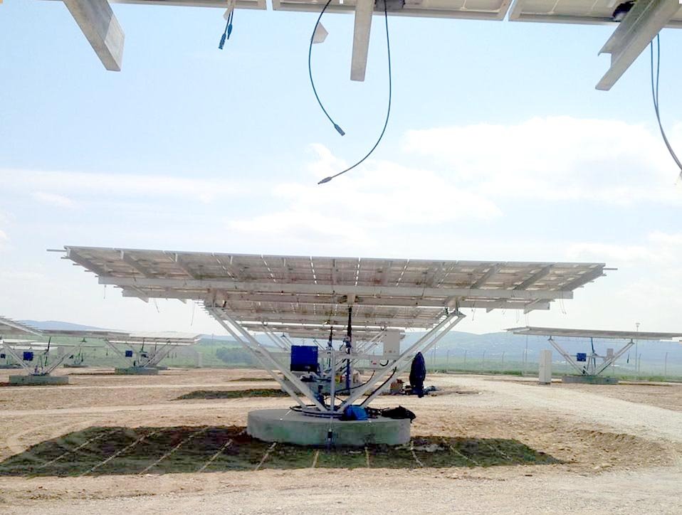  143849_96339_stiri_parc-fotovoltaic