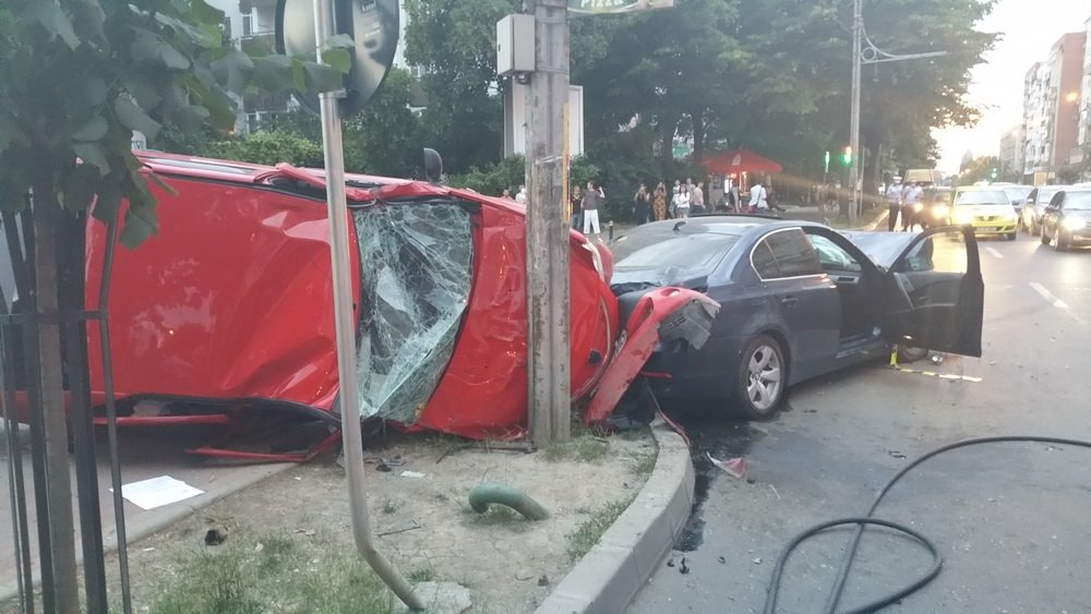  145640_97366_stiri_accident-golia-independentei-1