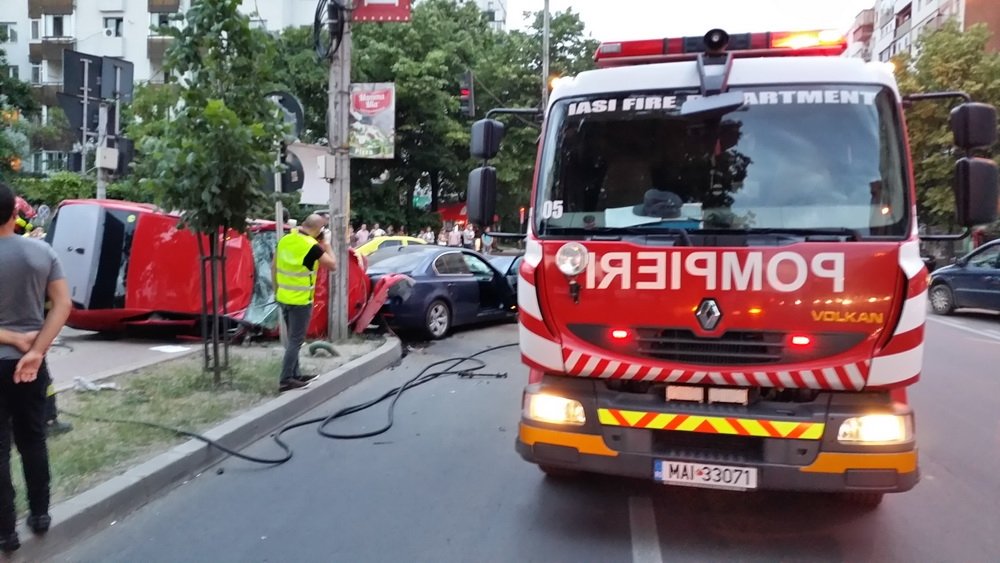  145642_97366_stiri_accident-golia-independentei-3