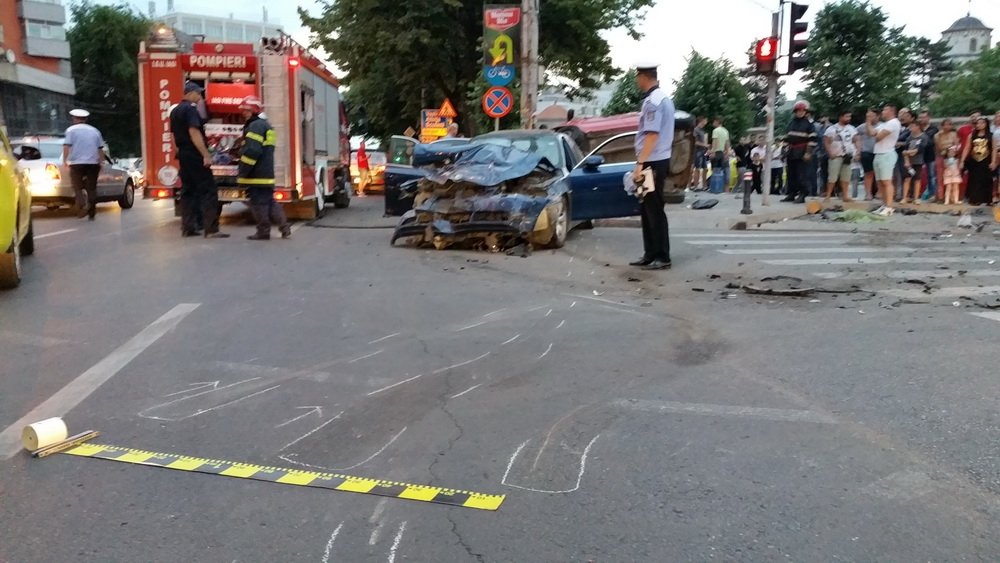  145656_97366_stiri_accident-golia-independentei-9