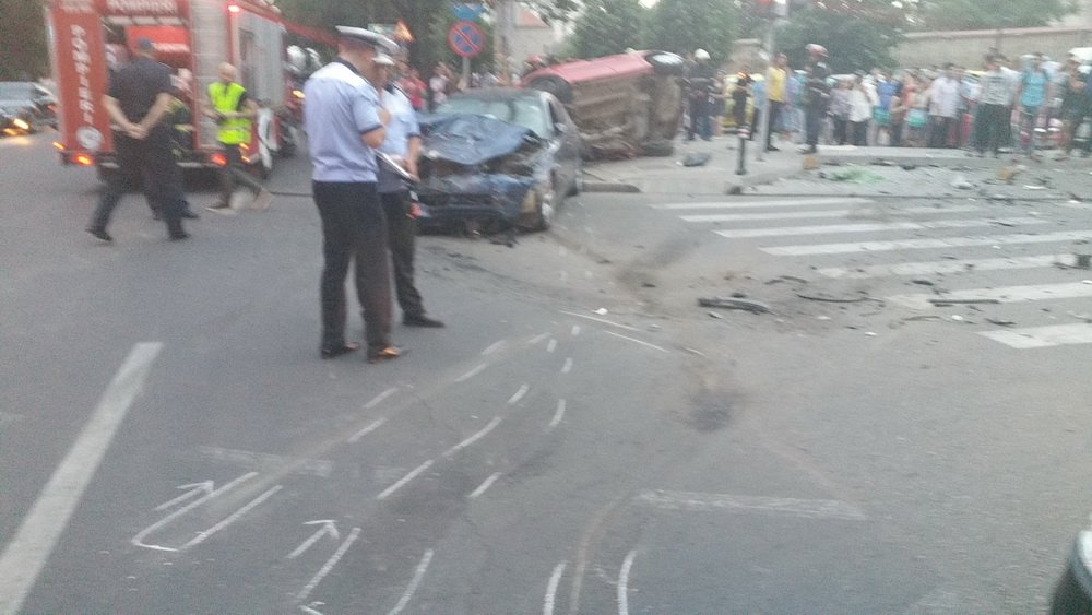  145662_97366_stiri_accident-golia-independentei-15