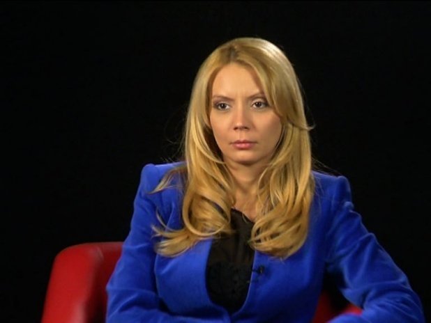 MAE o contrazice pe Daciana Sârbu: Fiica ei nu apare în sistemul consular/Niciun minor nu a fost lăsat singur, nu a fost coborât nimeni din autocar