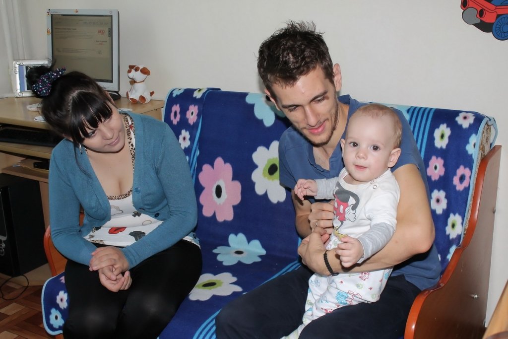  160253_106557_stiri_Familia-Teodor-a-lui-Matei-2