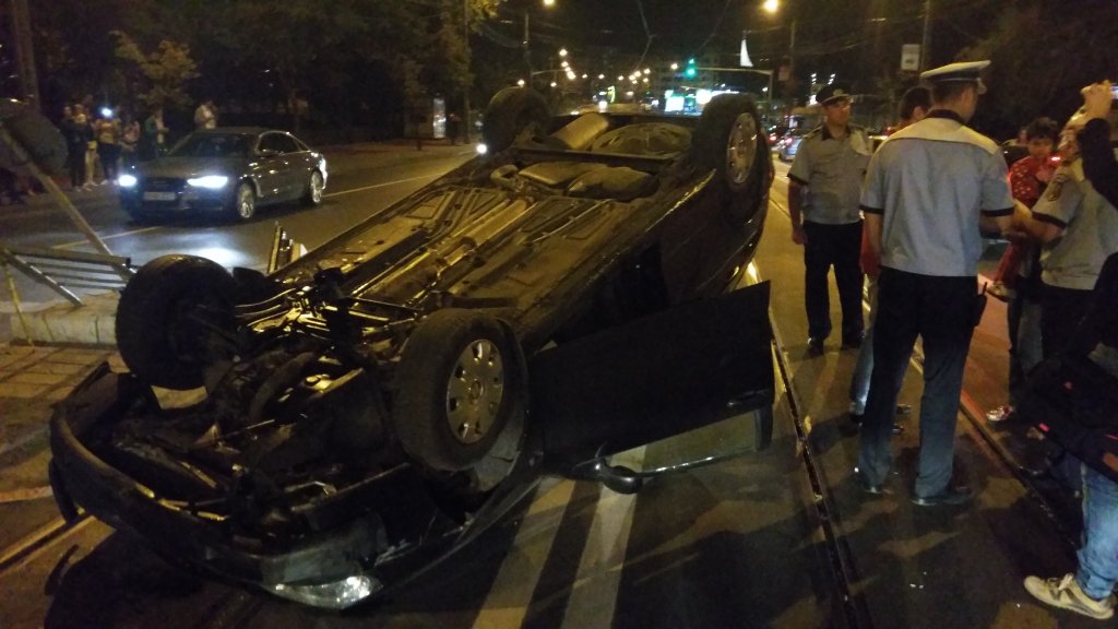  161601_107364_stiri_accident-lidl-nicolina-7