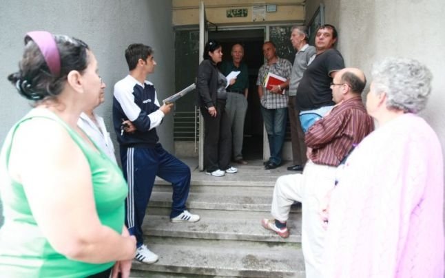 VIAȚA DE ASOCIAȚIE – Răspundem întrebărilor cititorilor. Cum se face, legal, atestarea administratorului de condominiu de către Primărie? (22)