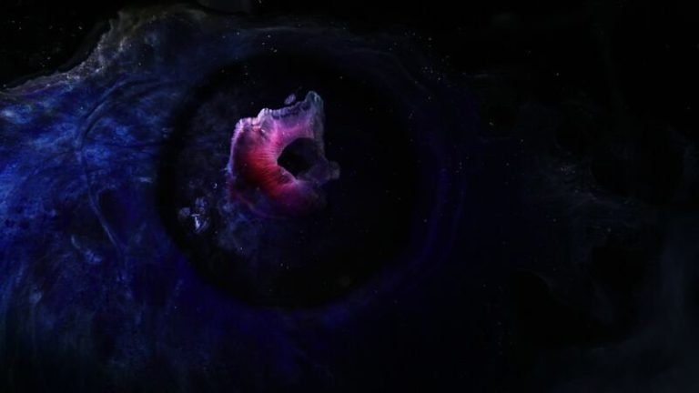 Oamenii de știință au detectat un semnal cosmic puternic, vechi de 13 miliarde de ani