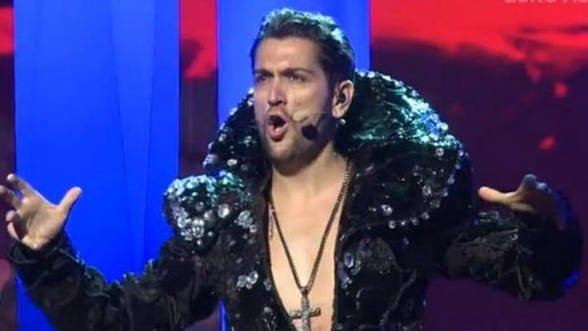 Cezar Ouatu, ales să interpreteze imnul național la meciul tricolorilor cu San Marino