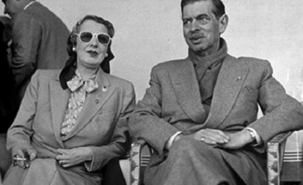 „Între femei”: cancan regal cu roșcata de la Iași. Cum a fost transformată criza principelui Carol în scandal de presă: ce scriau ziarele ieșene acum 100 de ani?