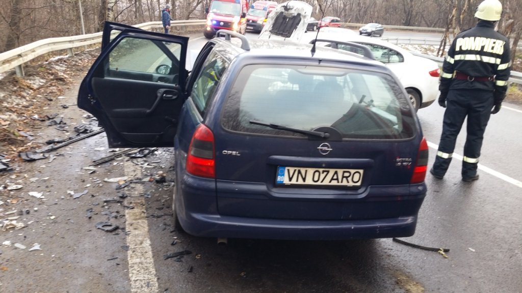  171878_112858_stiri_accident-bucium-2