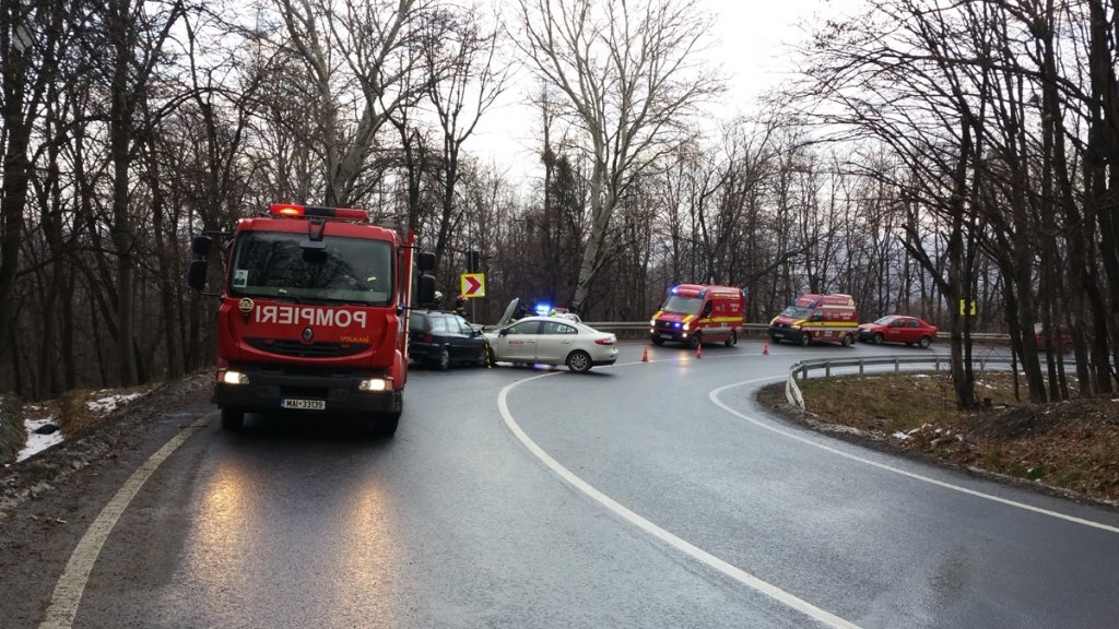  171882_112858_stiri_coliziune-bucium-1