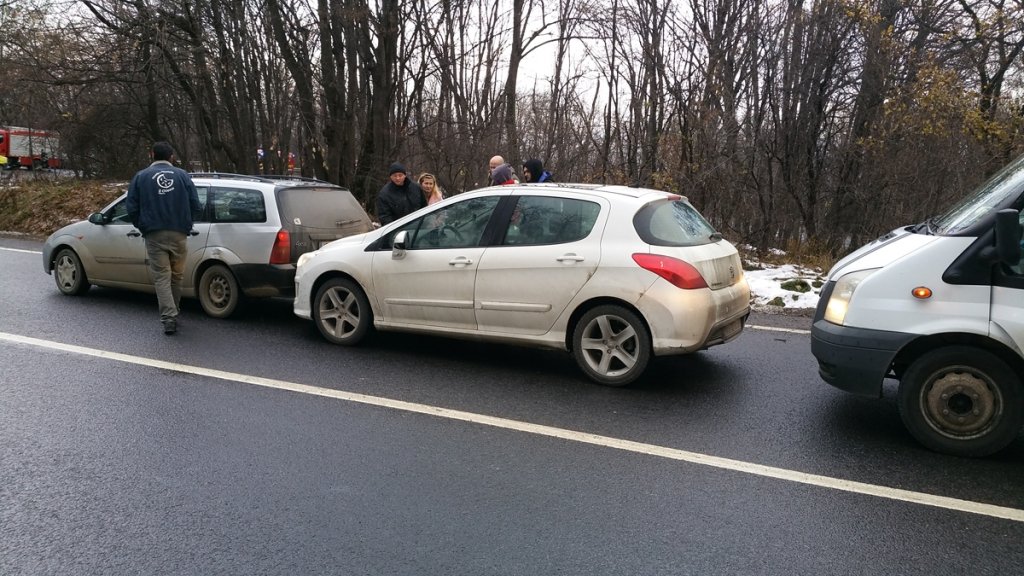  171883_112858_stiri_coliziune-bucium-2