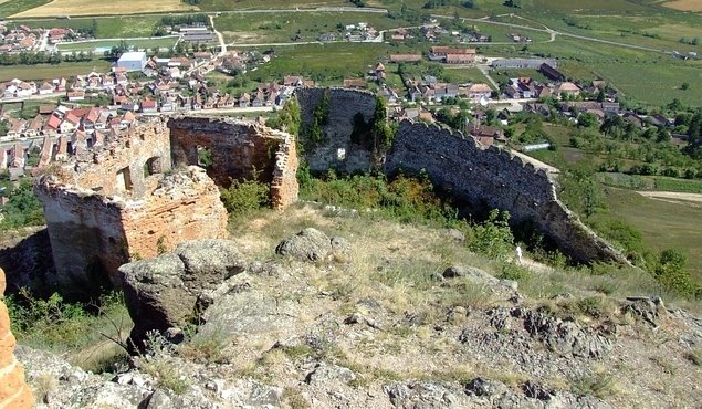 Cetatea Rupea, reabilitată printr-o investiţie de 25 milioane lei, va putea fi vizitată din 15 iunie