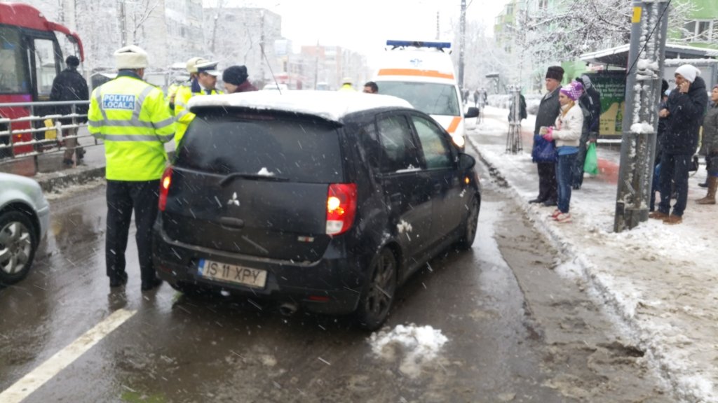  176341_115525_stiri_accident-in-podu-ros-iasi-4