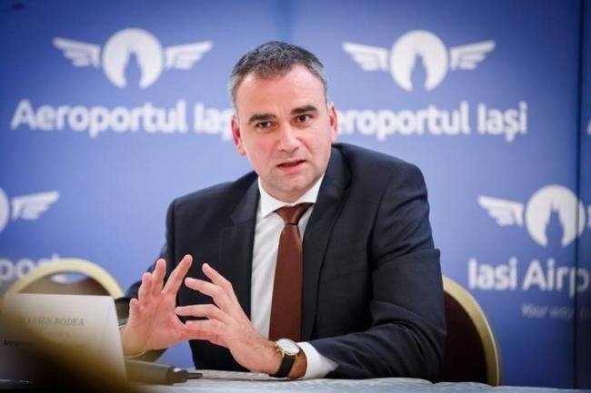 Directorul Aeroportului renunţă la un premiu pe care trebuia să-l plătească