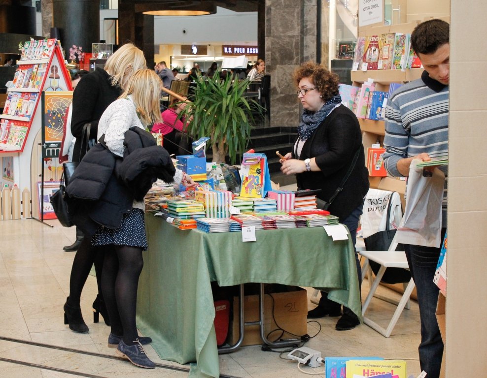  186306_1181_galerie_Targul-de-carte-Librex-foto-Dan-Luca-4