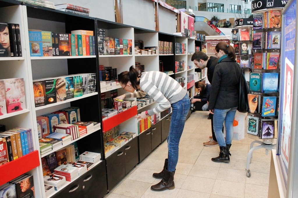  186318_1182_galerie_Targul-de-carte-Librex-foto-Dan-Luca-16