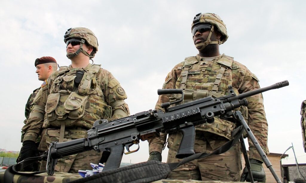 Surse - SUA vor să retragă 10.000 de militari din România și Polonia