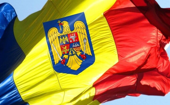 Studiu: Un român din doi nu este mulțumit cu țara lui, iar nouă români din zece îi percep pe cei din jurul lor ca fiind iritaţi şi obosiţi