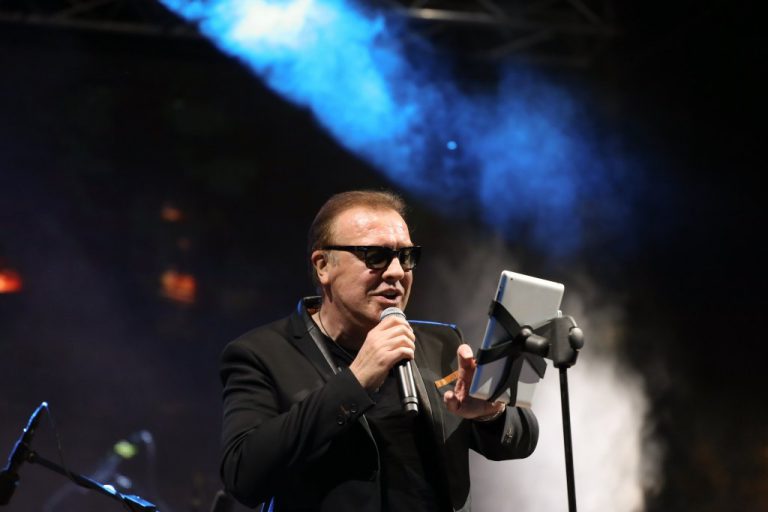 Sicriul cu trupul neînsufleţit al artistului Gabriel Cotabiţă va fi depus luni la Capela Cimitirului Ortodox Bellu