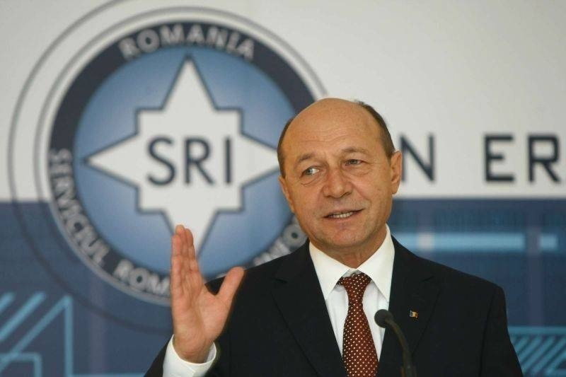 Băsescu, despre numirile şefilor serviciilor de informaţii: Preşedintele nu trebuie să aibă negocieri cu partidele pe această situaţie