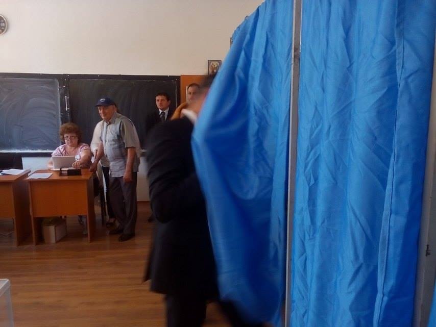  200390_129887_stiri_Marius-Bodea-la-alegeri-iasi-3