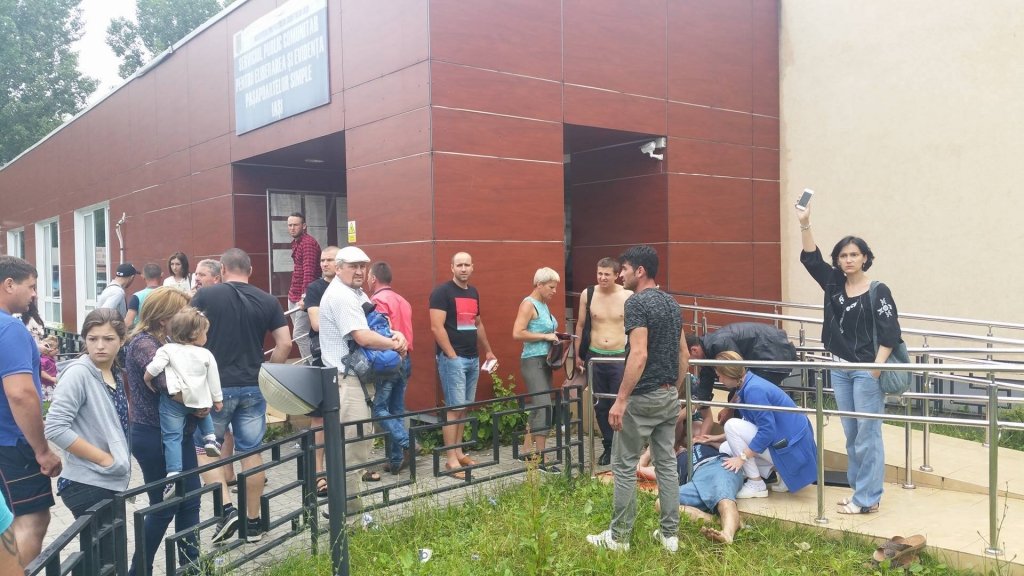  204110_131938_stiri_criza-pasapoarte-7