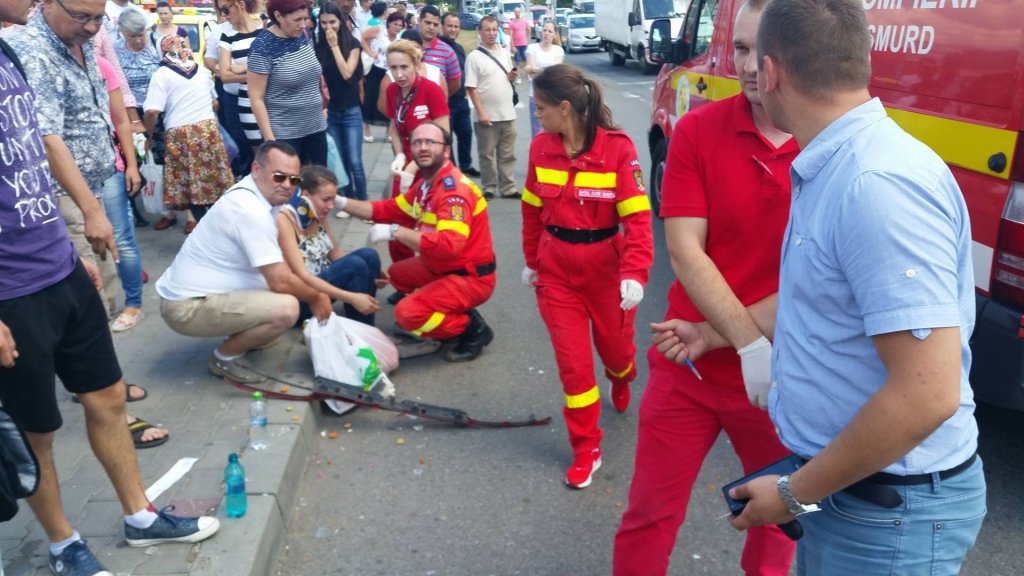  205760_132925_stiri_accident-egros-17