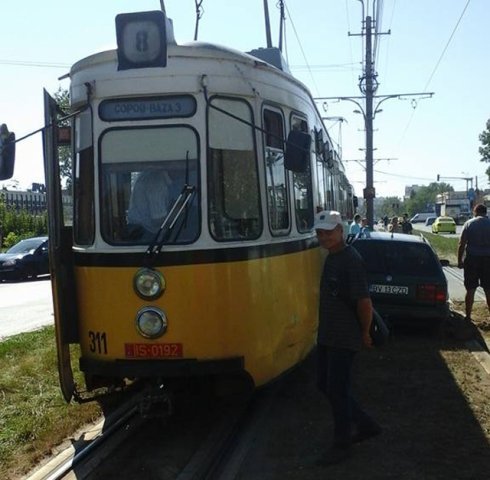  206268_133235_stiri_accident