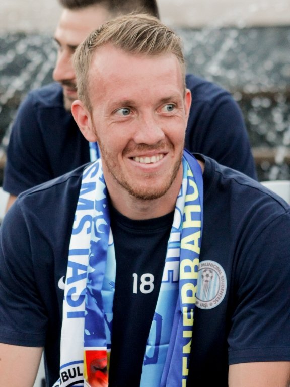  206359_1331_galerie_foto-DAN-LUCA-fotbalisti-csms-0049