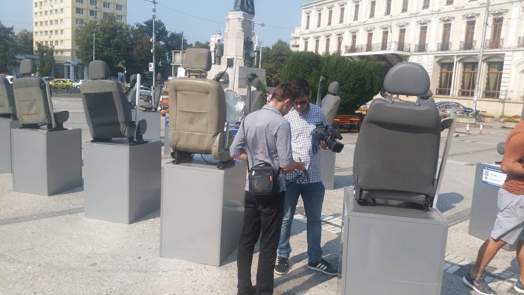  208108_134435_stiri_Scaune-Piata-Unirii-foto-Andrei-Disca-3