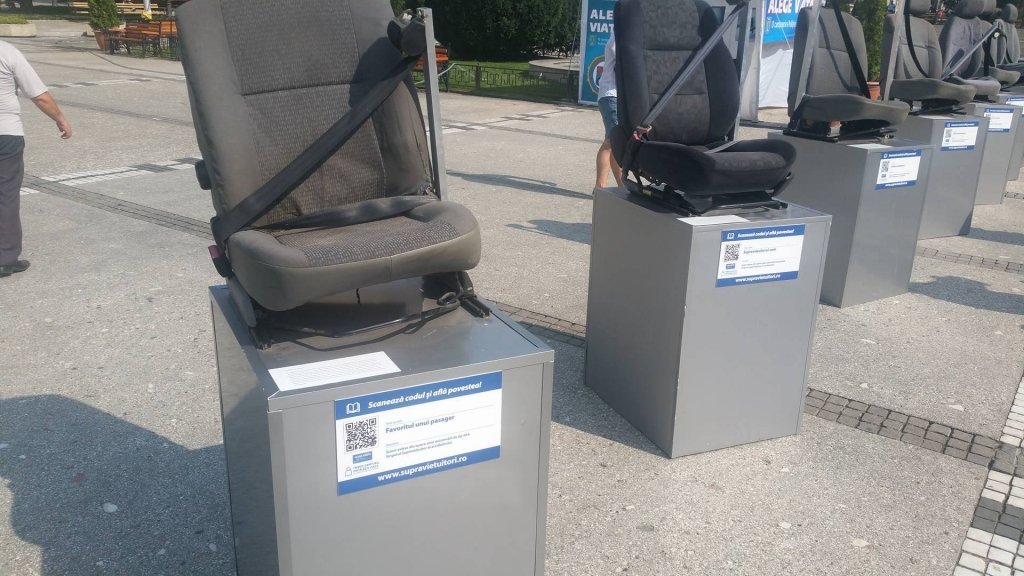  208112_134435_stiri_Scaune-Piata-Unirii-foto-Andrei-Disca-7