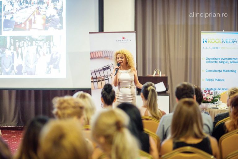 „Nu poţi oferi în egală măsură timp pentru familie şi carieră. Important este să alternezi perioadele”