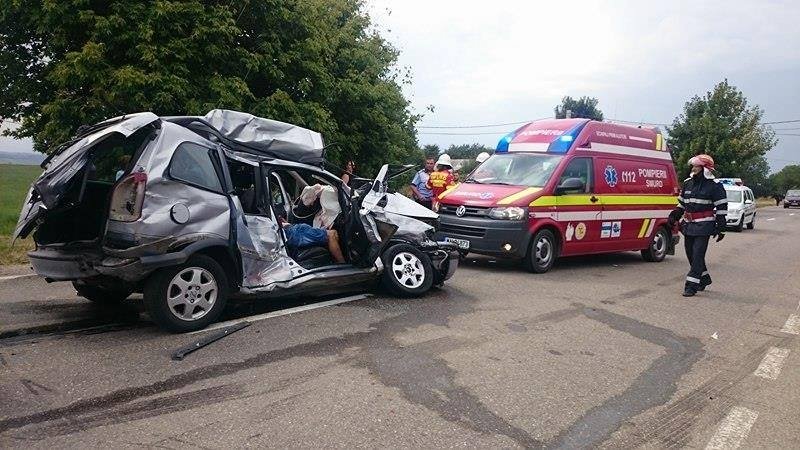  210333_135817_stiri_Accident-mortal-foto-Voice-Over-1