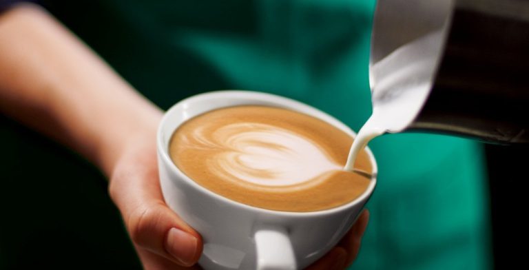 Un lanț străin de cafenele anunță intrarea pe piața din România