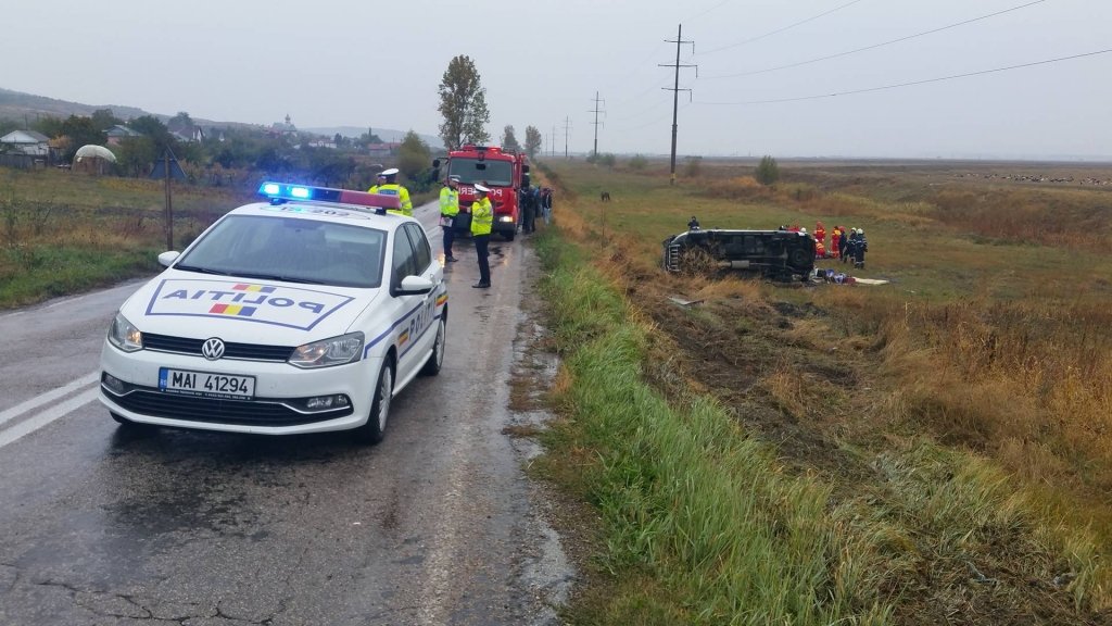  218812_141353_stiri_Accident-Comarna-foto-Andrei-Disca-2