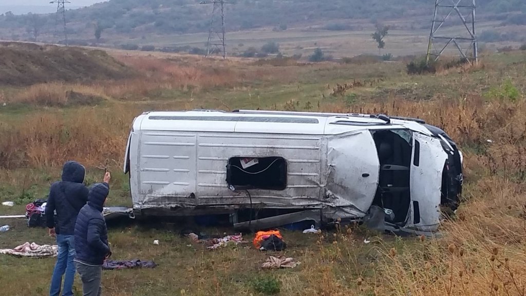  218823_141353_stiri_Accident-Comarna-foto-Andrei-Disca-13