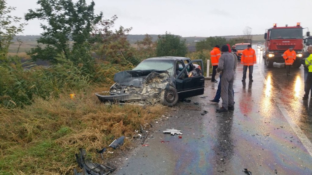  219132_141540_stiri_Accident-la-Strunga-foto-Andrei-Disca-5