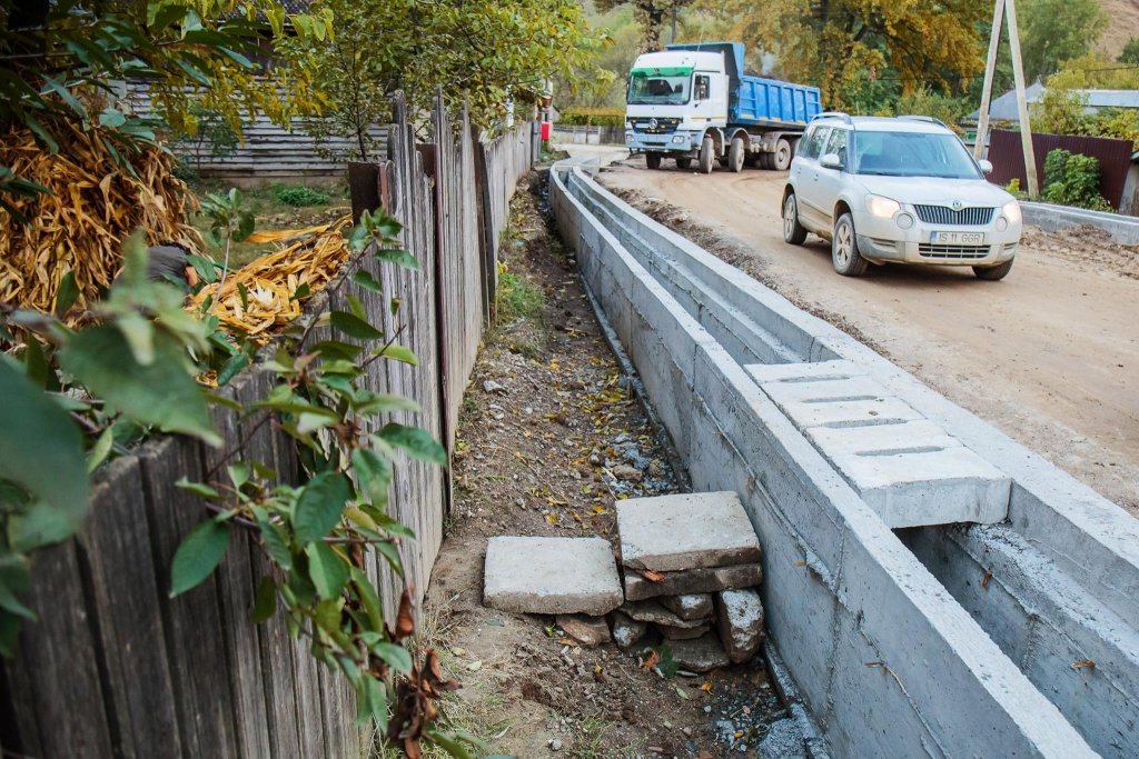  221322_142808_stiri_lucrari-in-bataie-de-joc