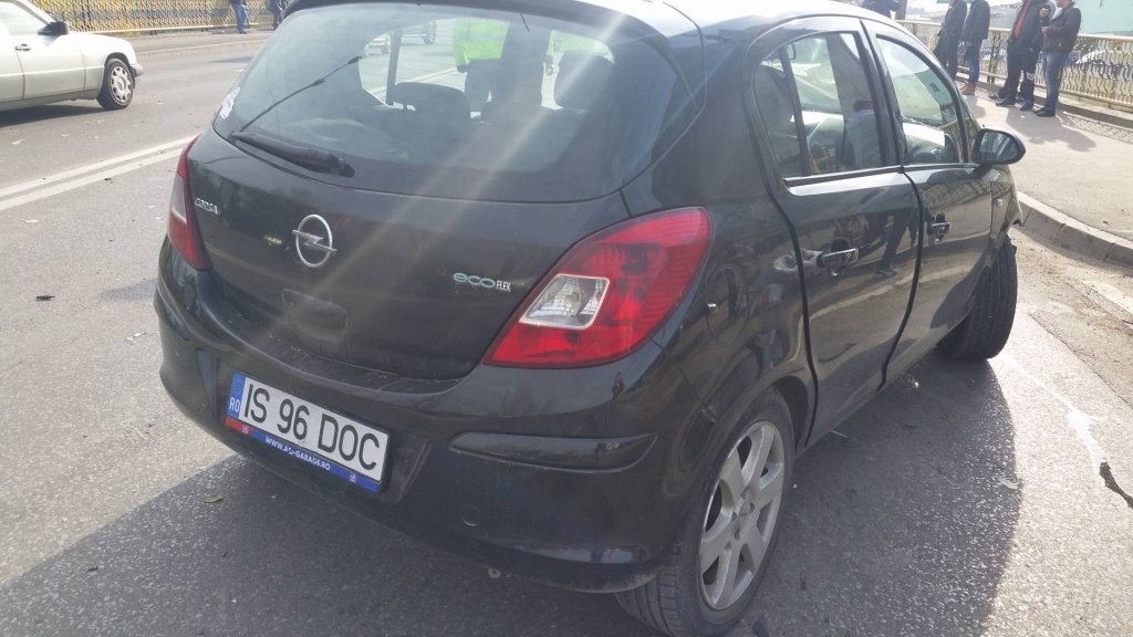  221653_143045_stiri_accident-in-bucium-2