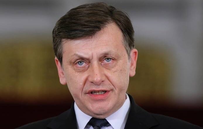 Crin Antonescu, despre posibila sa candidatură la președinția României: „Nu există nicio candidatură a mea, nu am propus-o și nu aștept să mi se propună”