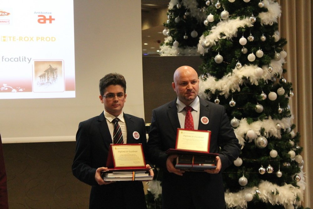  228117_147273_stiri_gala-excelentei-in-educatie-2