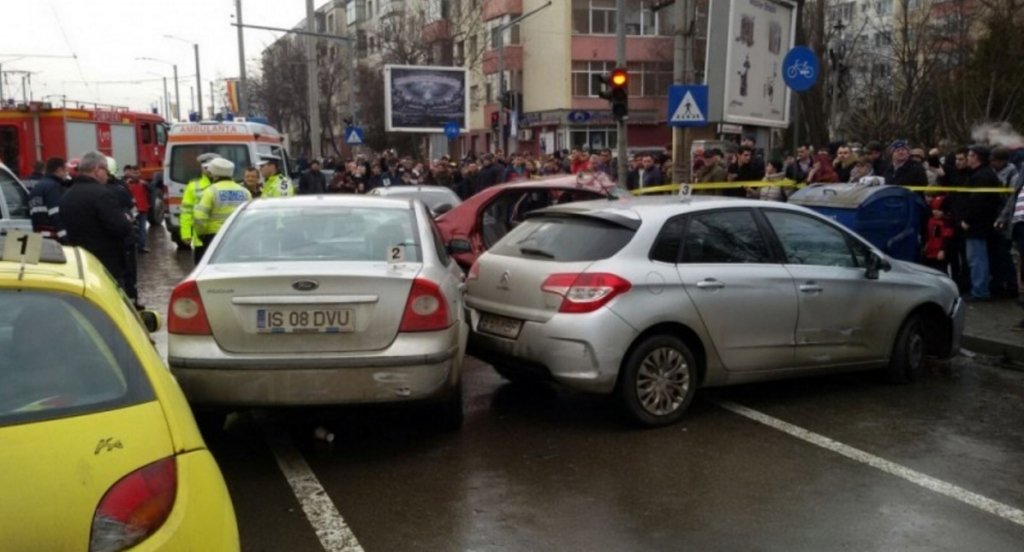  234485_151478_stiri_Accident-Podu-Ros-Iasi-2