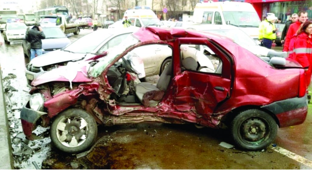 234486_151478_stiri_Accident-Podu-Ros-Iasi-3