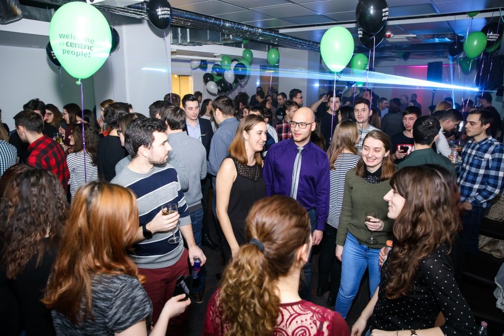  236558_153010_stiri_Petrecere-Centric-0145