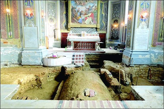  236848_153251_stiri_criipta5